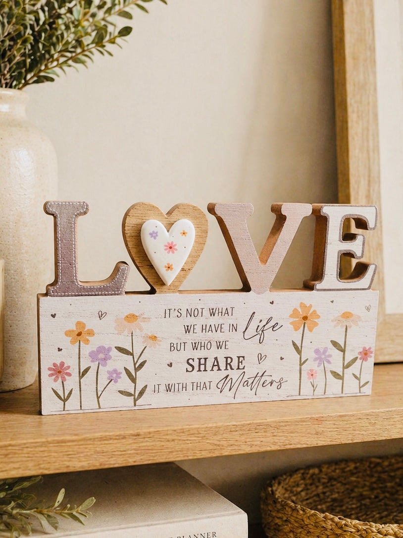 Love - all that matters sign, 20cm