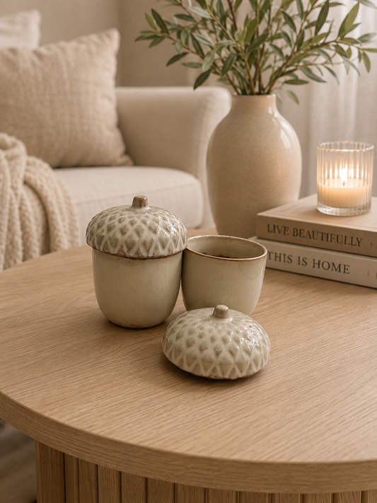 Neutral Acorn pot 12cm