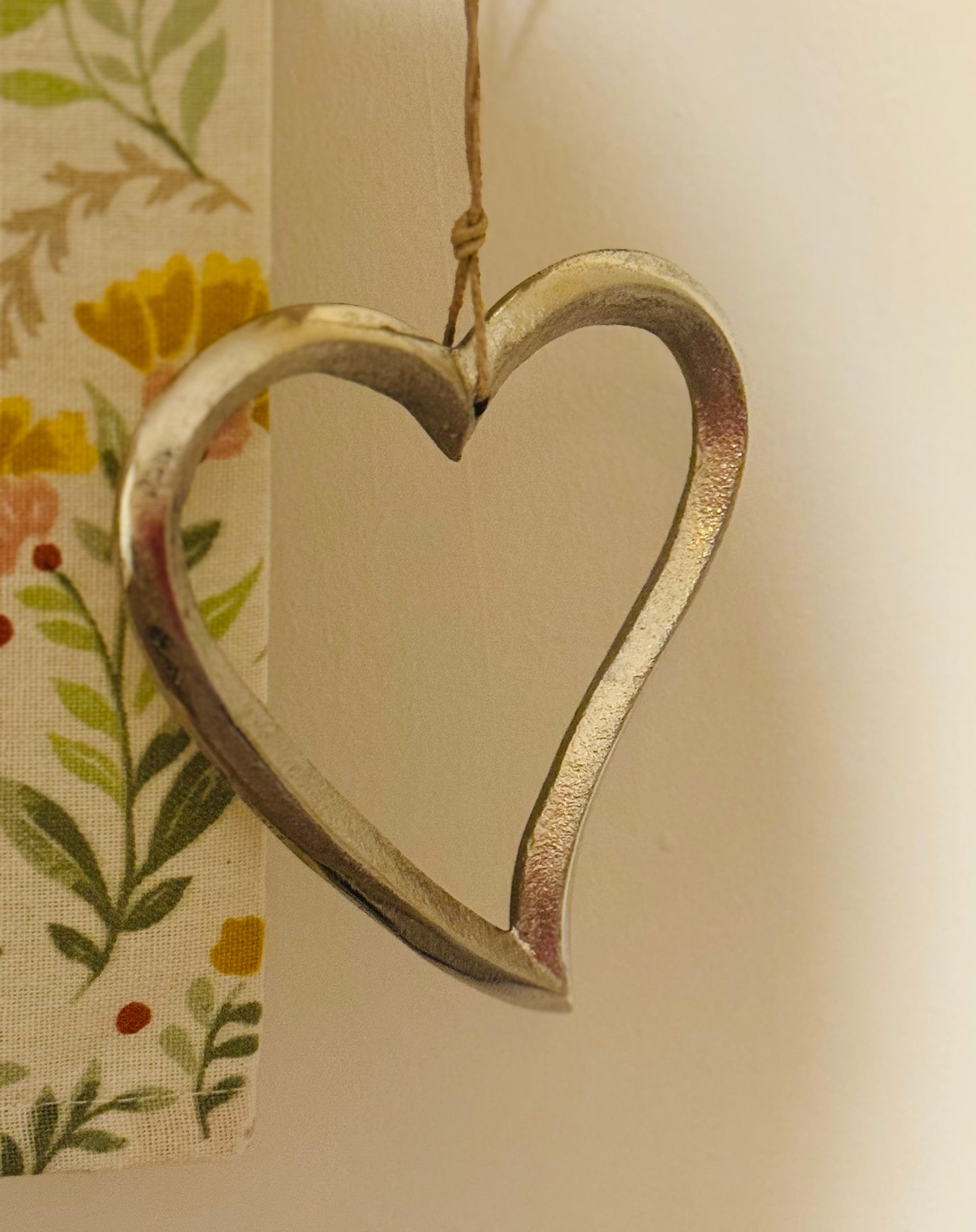 Metal Hanging Heart